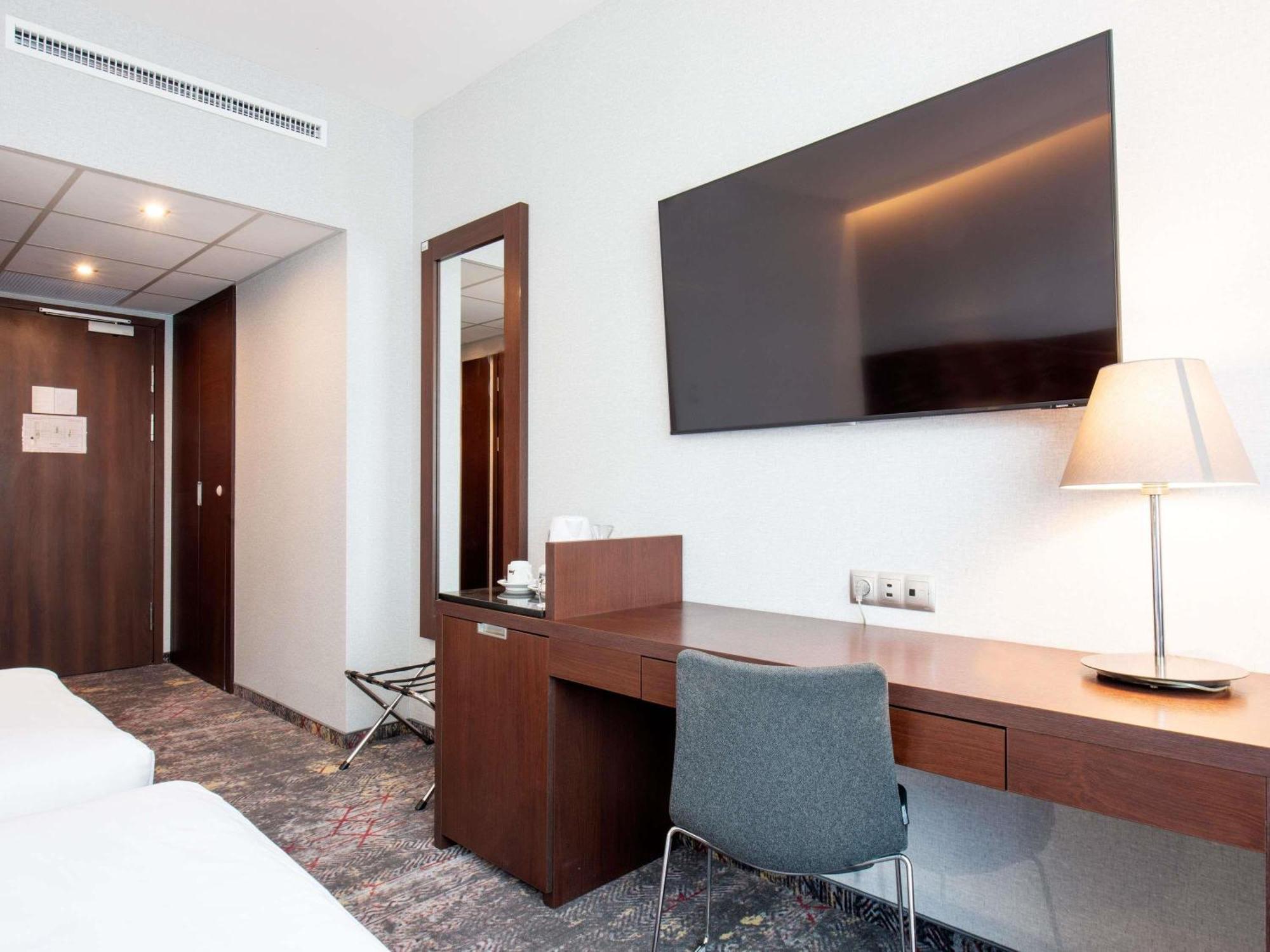 Classic Room Two Single Beds